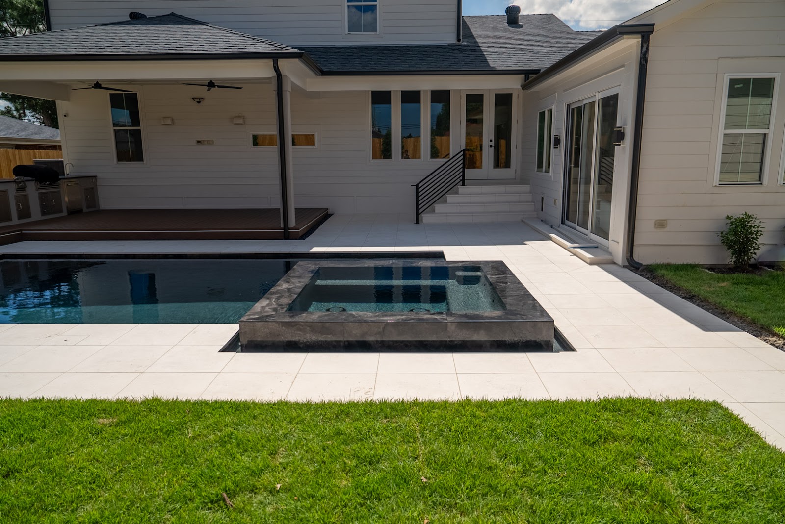 Pool Builder — Madisonville